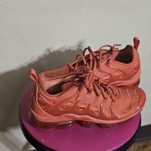 Nike Vibrant Orange Air VaporMax Plus Shoes Size 10.5